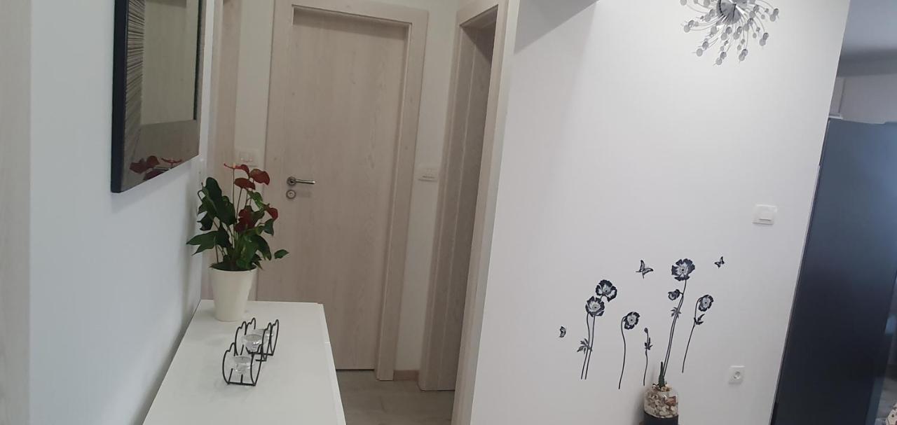 Urban Luxury Suites Juricevic Duće 외부 사진