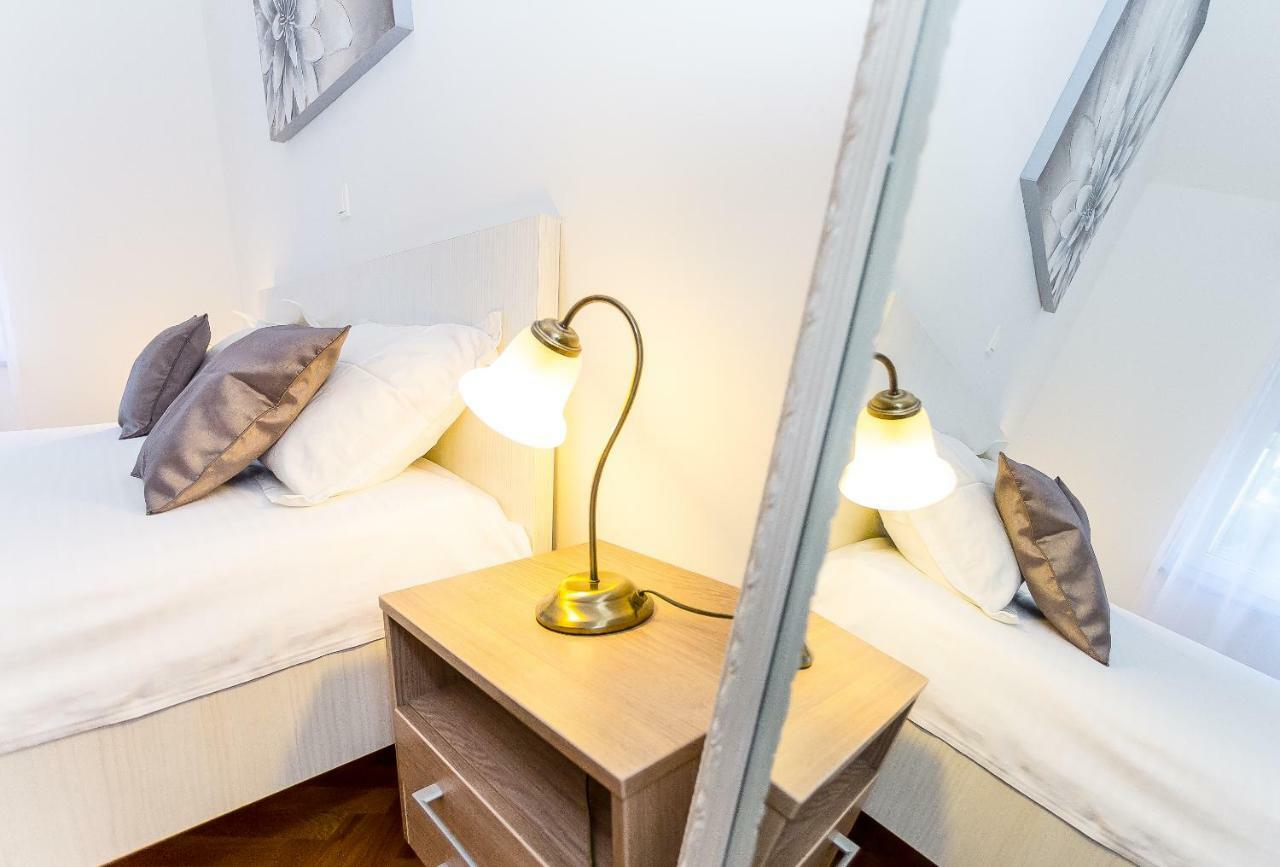 Urban Luxury Suites Juricevic Duće 외부 사진