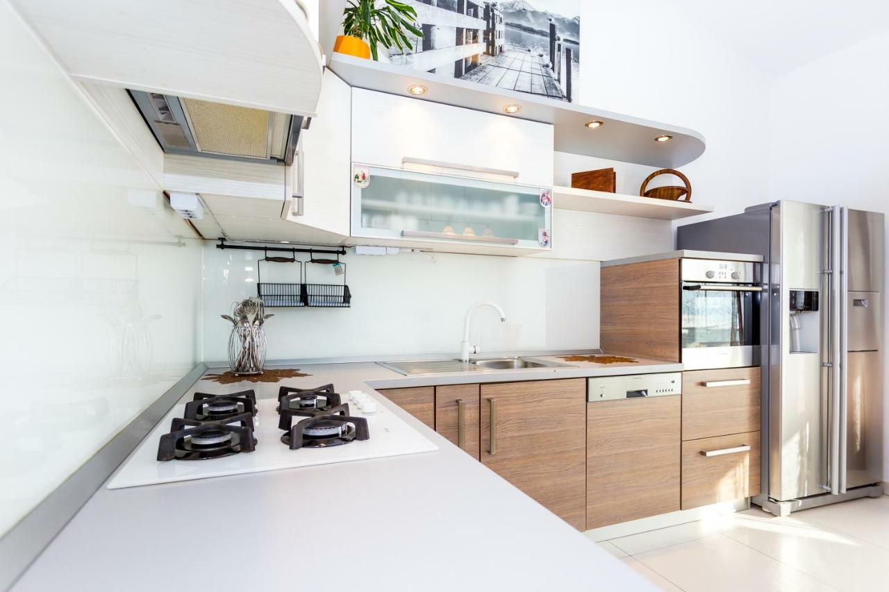 Urban Luxury Suites Juricevic Duće 외부 사진