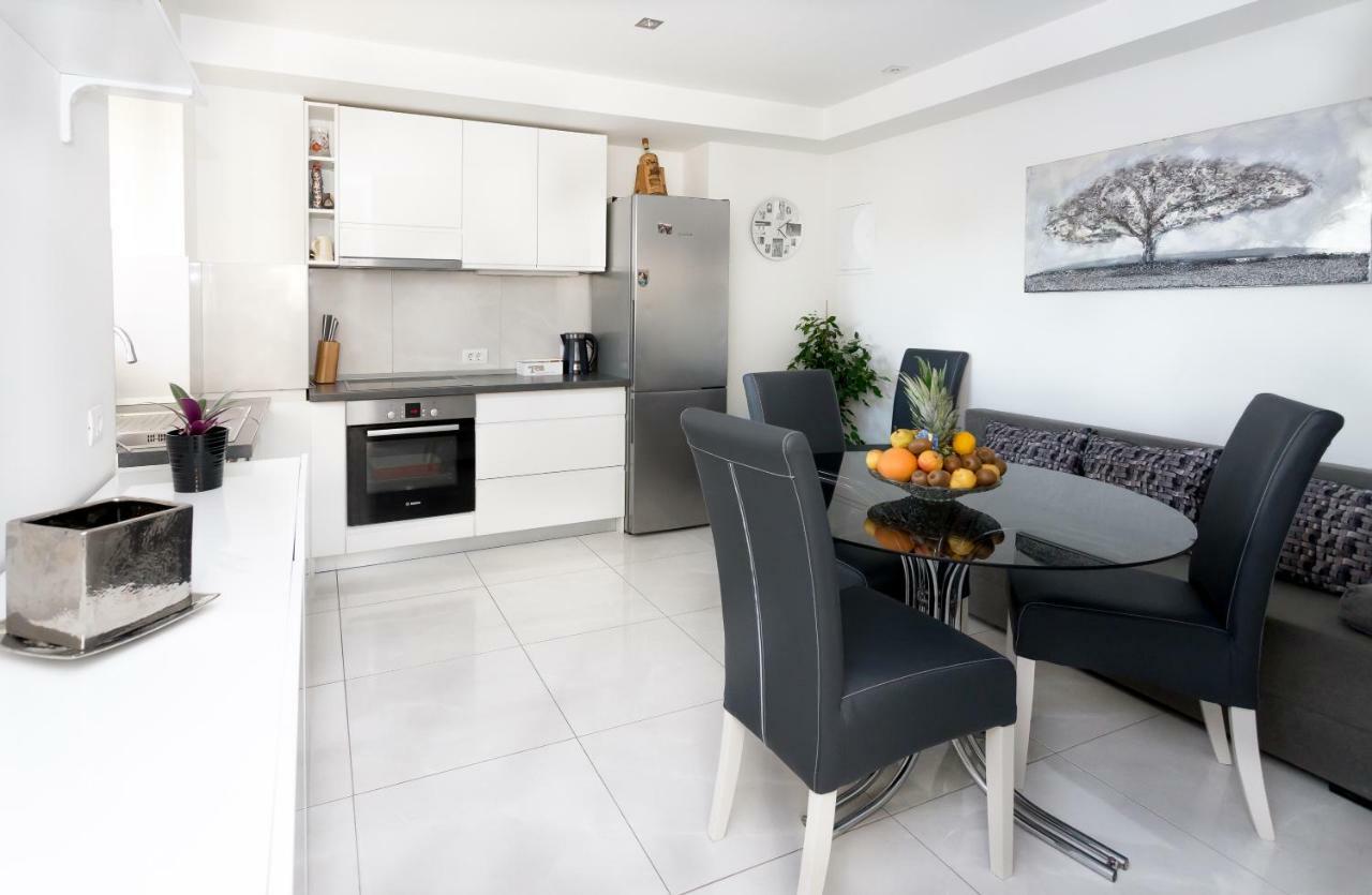 Urban Luxury Suites Juricevic Duće 외부 사진