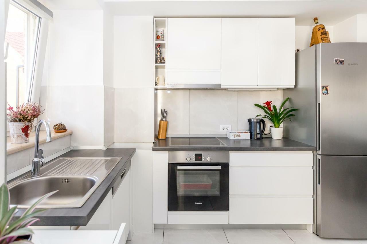 Urban Luxury Suites Juricevic Duće 외부 사진